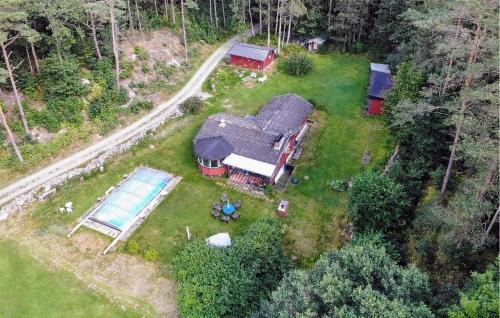 Kungalv O Maison | Nice Home In Romelanda With Sauna
