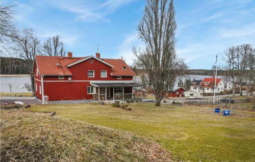 Segmon Maison | Nice Home In Segmon With Kitchen