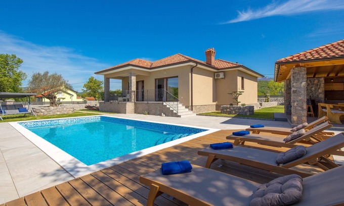 Soboli Maison | Belle maison à Soboli, Cavle avec sauna