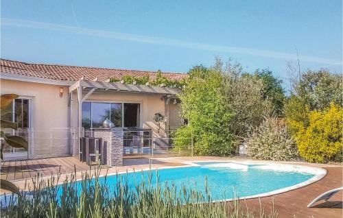 La Roche-Chalais Maison | Nice Home In St-Michel-L'eclusele-