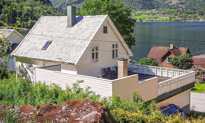 Vik Maison | Belle maison à Vik I Sogn avec sauna