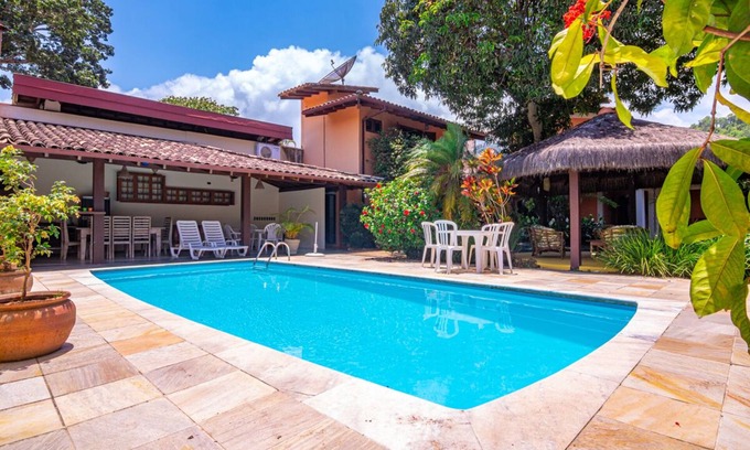 Centro Comercial Maison | Nice house with pool and barbecue!