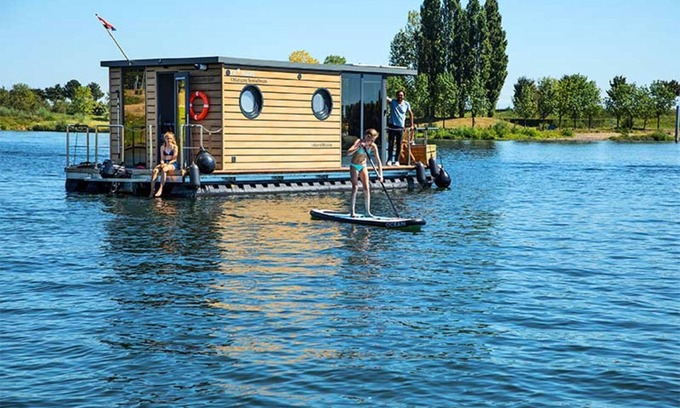 Ophoven Location De Bateaux | Nice houseboat in Kinrooi for rent