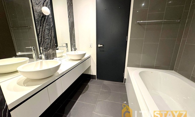 City West Appartement | Nice in New Acton - 2bd 2bth Apt
