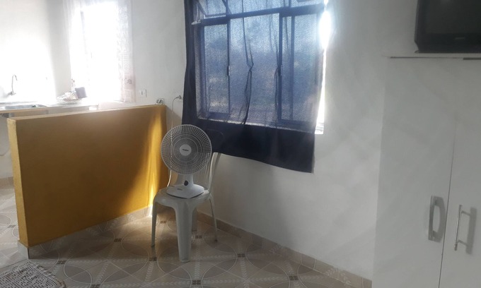 Balneario Guaruja Maison | Joli kitnet pour se reposer après la plage.