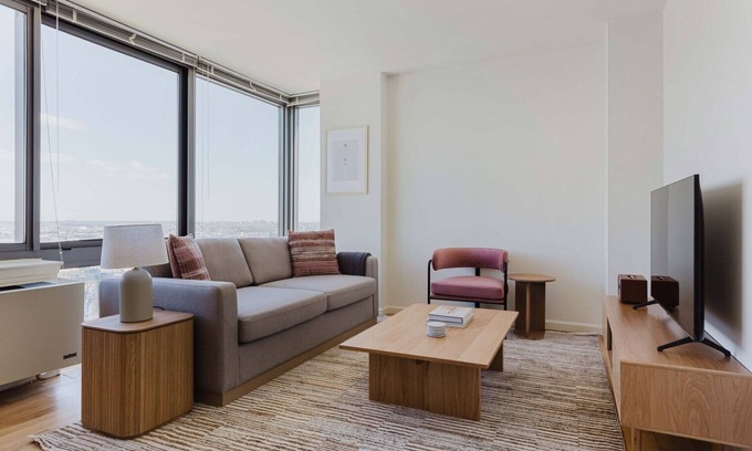 Hunters Point Appartement | Nice Long Island City 1BR w/ A/C, Elev & Laundry, by Blueground