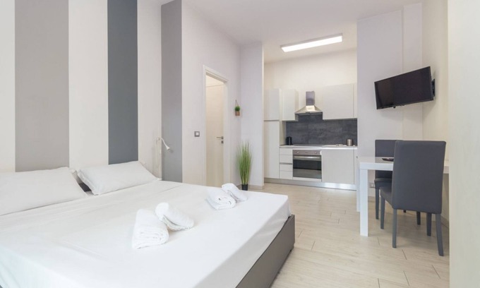 San Salvario Appartement | Nice Metro, Jury House