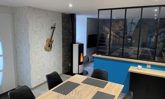 Poulangy Maison | Jolie maison rénovée