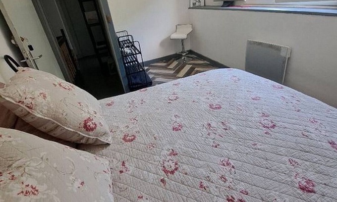 Squiffiec Lit Et Petit-Déjeuner | Nice room in a family home