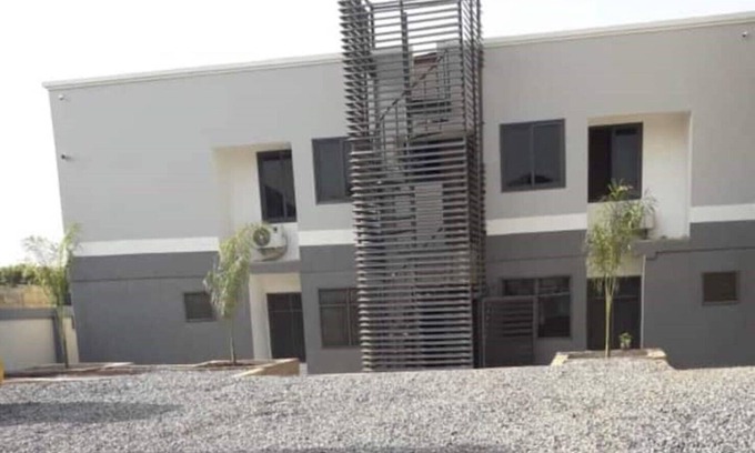 Oyibi Appartement | Nice Rooms Free Wi-Fi & Parking