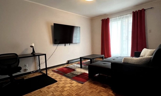 Saint-Leonard Appartement | Nice Two Bedroom Apartment in Montreal