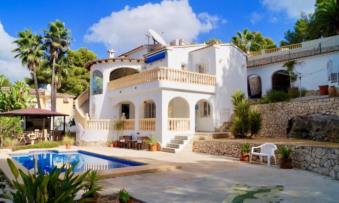 Teulada Villa | Belle villa dans un quartier calme à Moraira avec piscine privée