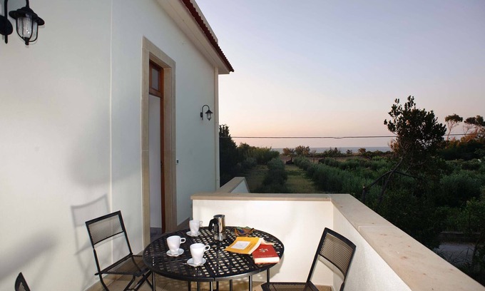 Patti Villa | Nice villa near the beach in Mongiove, Sicily
