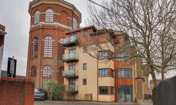 Braintree Appartement | Niche Water Tower Apartments