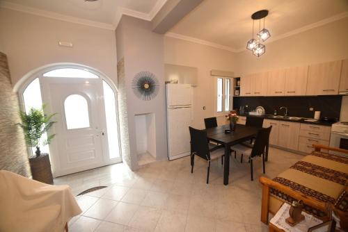 Koustaros Appartement | Nicol apartment