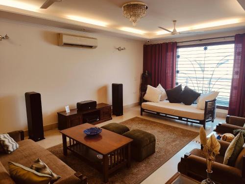 New Delhi Maison | Nido GK2