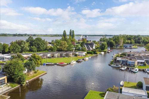 Boornzwaag Maison | NIEUW Bootique Frysk huske Langweerderwielen