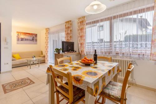 Predazzo Appartement | Night and day 3