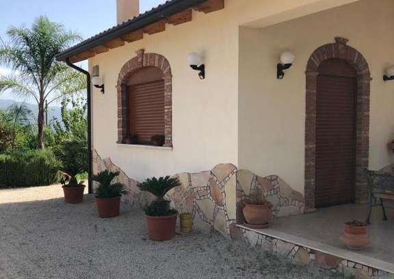 Centuripe Maison | NikiSara