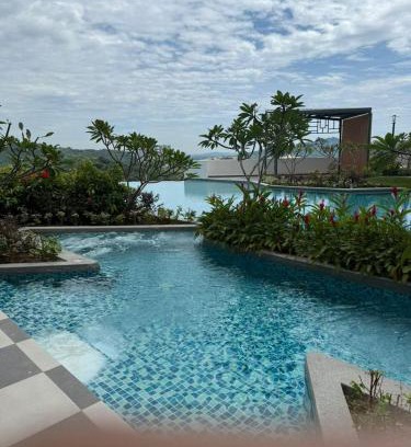 Nilai Appartement | NILAI HOMESTAY ROOFTOP SKYWALK at MESAHILL PREMIER by STAY COZY