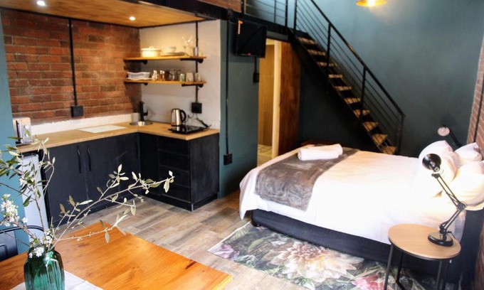 Fichardt Park Maison | Nini's guest units