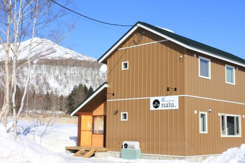 Niseko Maison | Niseko Guesthouse Nalu.