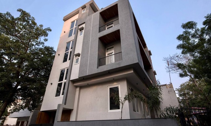 Lalkothi Appartement | Nivriti BnB Fully Automated Luxury