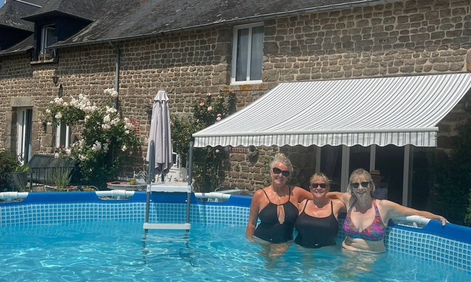 Fougerolles-du-Plessis Autre | SLEEPS 13, & 2 CANAPÉS & 2 CHAISES DE SÉJOUR 2 COTS LA GRANDE METAIRIE