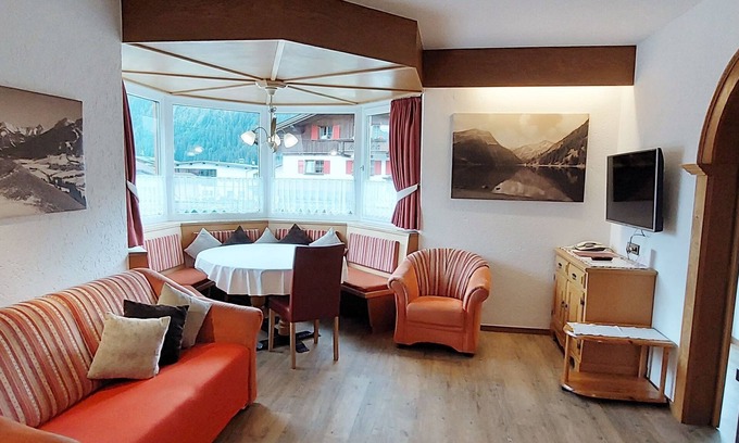Graen Appartement | No. 13 Fewo Litnis - Guesthouse Braito