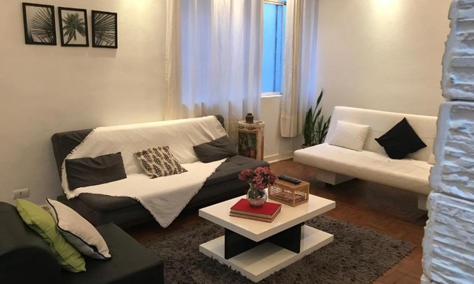 Bom Retiro Appartement | No Bom Retiro ap amplo com Wi-Fi