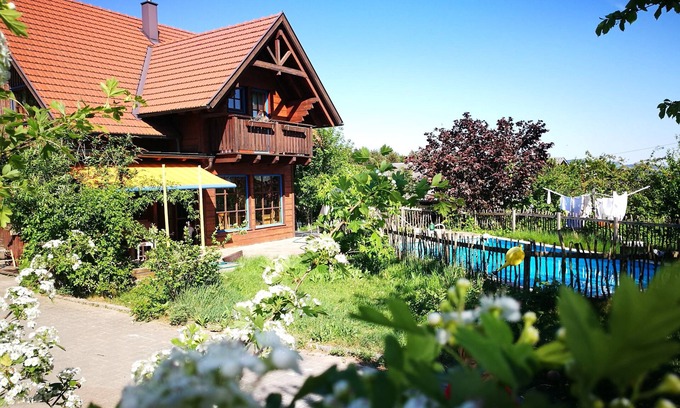 Feldkirchen an der Donau Maison | Belle maison en bois avec sauna et piscine près de Linz