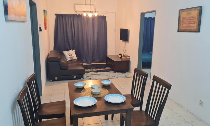 Bukit Jalil Appartement | NO TOURIST 4th floor NO LIFT Comfortable 3 Room 6pax Bkt Jalil 1 free parking