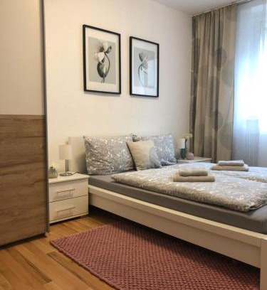 Jagersfreude Appartement | No2 TOP Apartment4YOU - 3 Zimmer, 1-6 Pers, Saarbrücken - Jägersfreude Saarbruecken