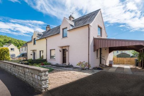 Birnam Maison | No27 Willowbank