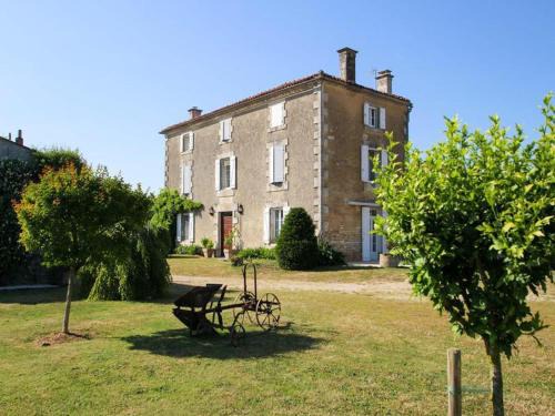 Tuzie Maison | NO5 Chambre D'hotes