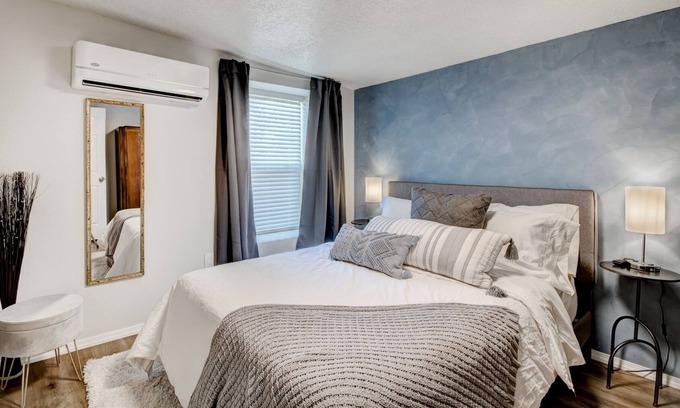 University Heights Maison | Nob Hill Oasis B | 1 Bed, 1 Bath