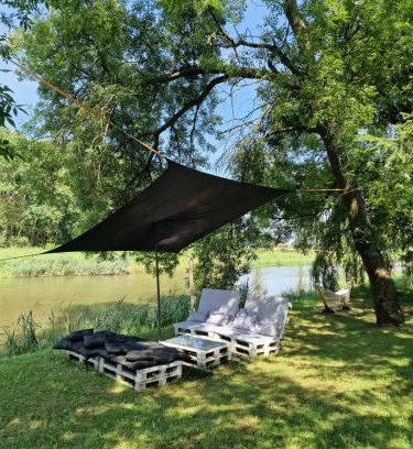 Brzeznica Maison | Noclegi nad Wodą