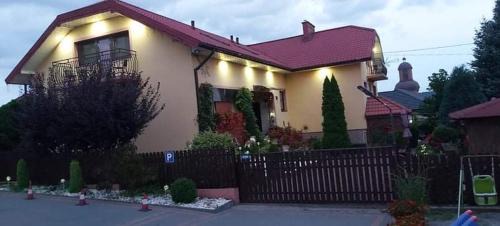 Starachowice Maison | Noclegi U Waldiego