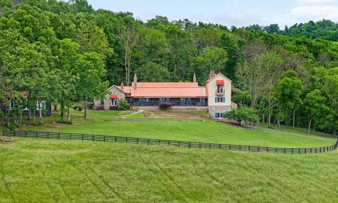 Nolensville Maison | Nolensville 5BR w/Views, Porch & Privacy