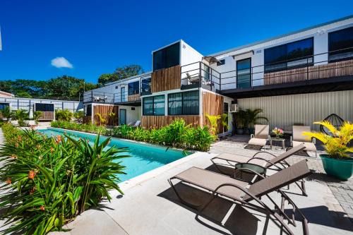 Tamarindo Hôtel | Nomad Containers - Adults only