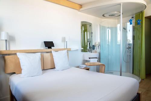 Sainte Marie - Saint Leon Hôtel | Nomad Hotel le Havre Centre Gare