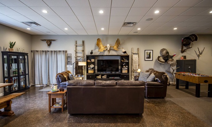 Leola Maison | Nomad Lodge - Start your adventure here!