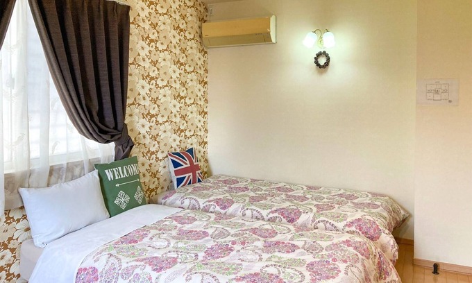 Yonabaru Appartement | Nonsmoking Twin Happiness Owl Room 205 / Shimajiri-gun Okinawa