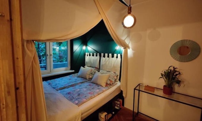 Szentimrevaros Appartement | Nookbed