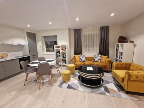 Havoysund Appartement | Nord Hus Service AS, Deluxe, Sauna, Jakuzzi