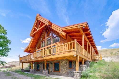 Arlee Maison | Nordic Style Lodge with Deck on 80 Acres in Arlee