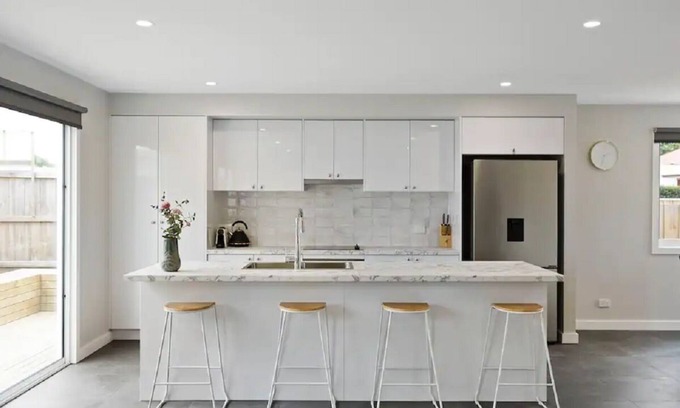 Launceston CBD Maison | North Edge Townhouse ~ Free Parking, City, Modern