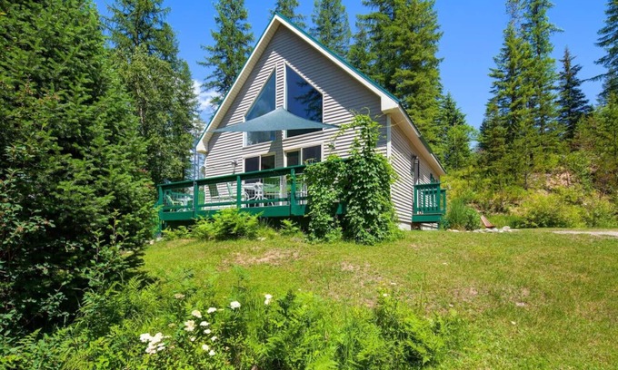 Columbia Falls Cabine | Sunny Cottage près du parc national des Glaciers et de la fourche nord de la rivière Flathead