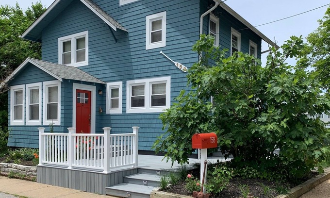Glen Cove Maison | North Shore waterfront home