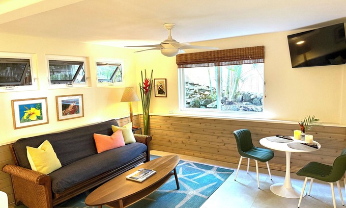 Pupukea Appartement | Nouveau et contemporain - Emplacement idéal sur la côte nord - AC dans la chambre à coucher